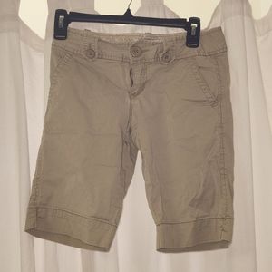 Size 0 Aeropostale khaki shorts